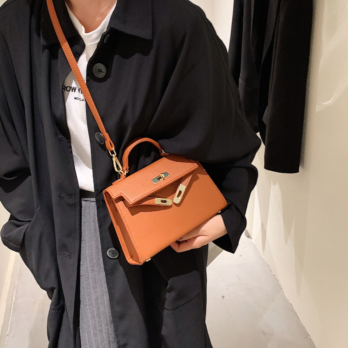 Cross-border high-end texture Kelly bag women's 2025 new classic fashion handbag shoulder bag commuter foreign trade crossbody bag